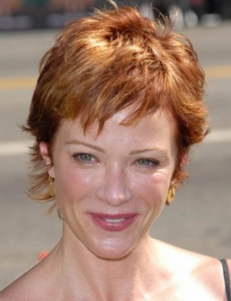 short-hairstyles-for-women-over-50-pictures-79_15 Short hairstyles for women over 50 pictures