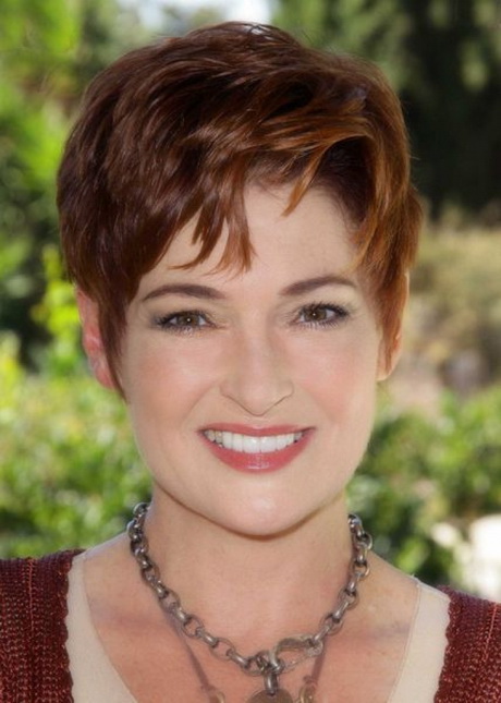 short-short-hairstyles-for-older-women-45_15 Short short hairstyles for older women