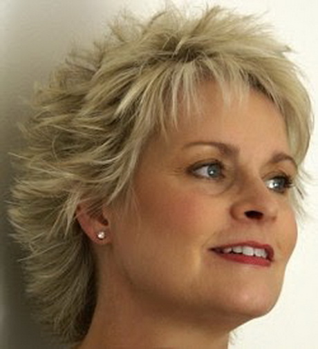 short-spikey-hairstyles-for-women-over-40-96_15 Short spikey hairstyles for women over 40