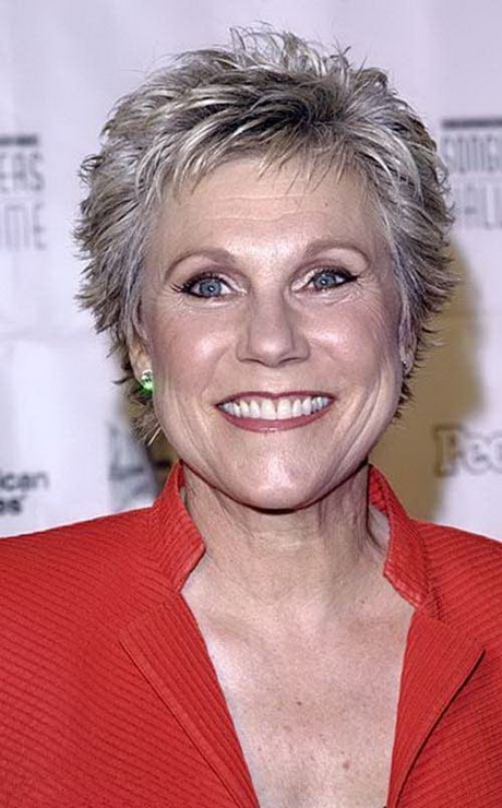 short-spikey-hairstyles-for-women-over-50-81_16 Short spikey hairstyles for women over 50