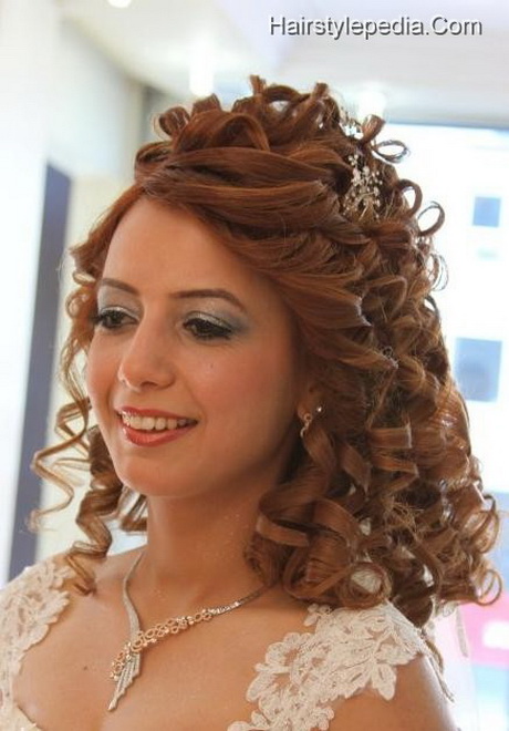 wedding-curly-hairstyles-for-long-hair-73_15 Wedding curly hairstyles for long hair