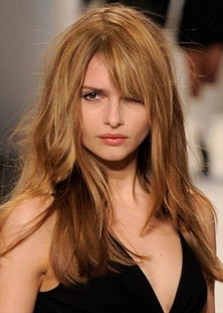 hairstyles-for-a-round-face-85_10 Hairstyles for a round face