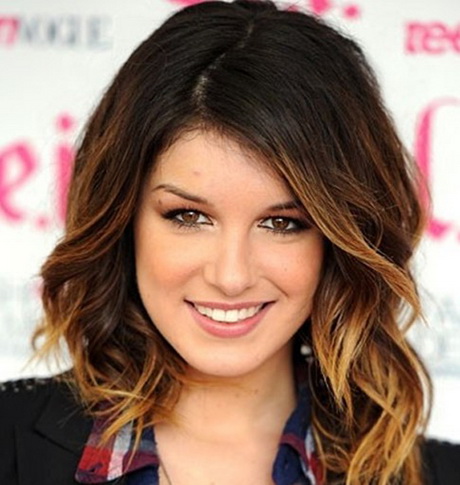 medium-length-hairstyles-for-round-faces-27_14 Medium length hairstyles for round faces