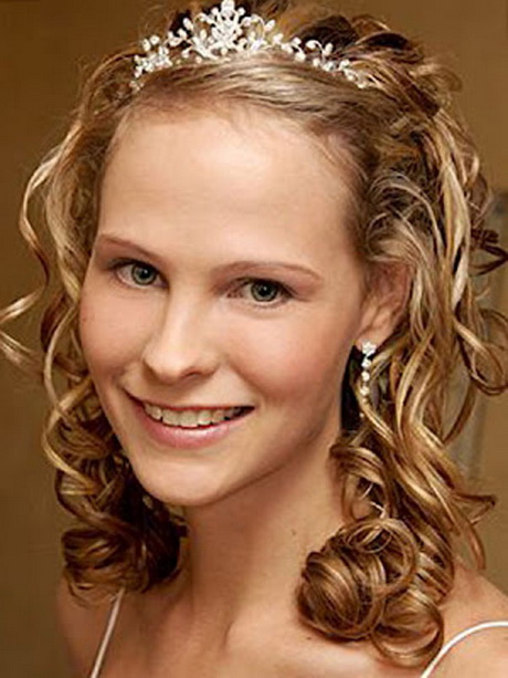 prom-hairstyles-for-shoulder-length-hair-63_4 Prom hairstyles for shoulder length hair