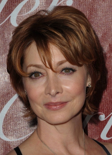 short-hairstyles-for-the-mature-woman-40_15 Short hairstyles for the mature woman