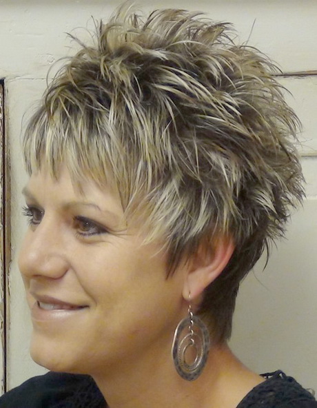 spiky-short-haircuts-for-women-66_3 Spiky short haircuts for women