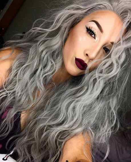 long-curly-hairstyles-2020-05_4 Long curly hairstyles 2020