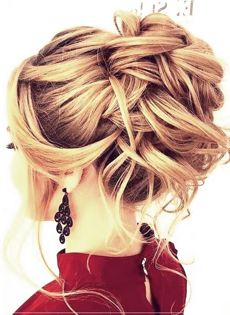 prom-hair-styles-2020-88_17 Prom hair styles 2020