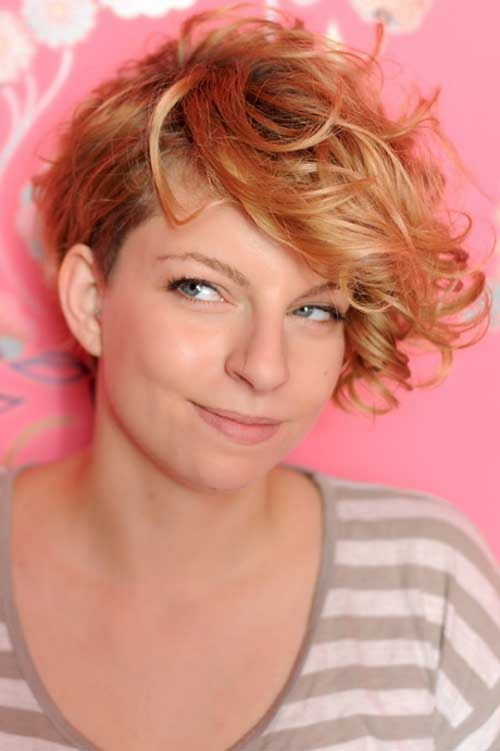 best-short-haircuts-for-curly-hair-42_12 Best short haircuts for curly hair