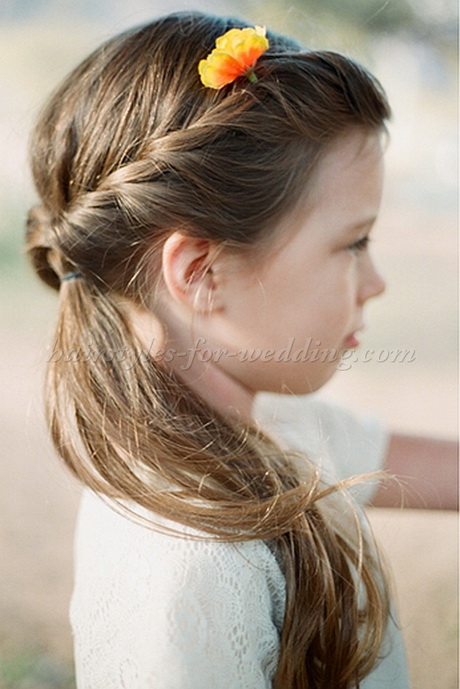 flower-girls-hairstyles-63_4 Flower girls hairstyles