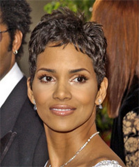 halle-berry-short-haircuts-26_20 Halle berry short haircuts