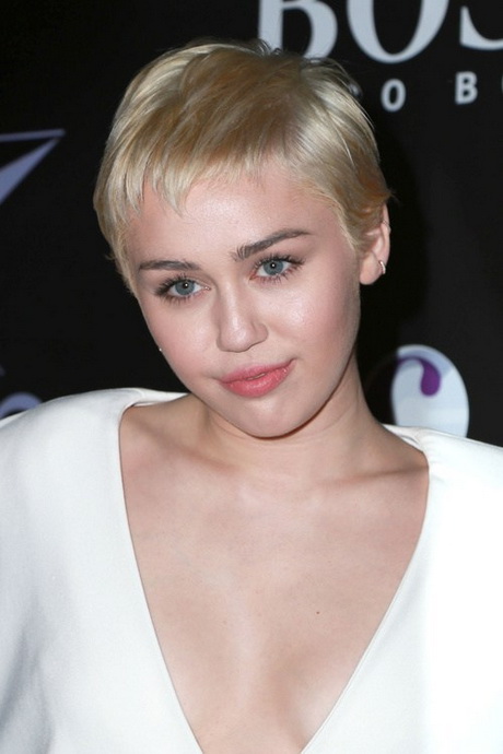 miley-cyrus-short-haircut-38_9 Miley cyrus short haircut