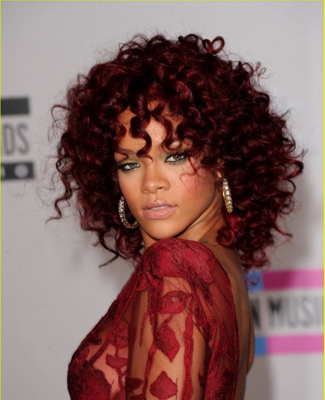 rihanna-hairstyle-pictures-33_15 Rihanna hairstyle pictures