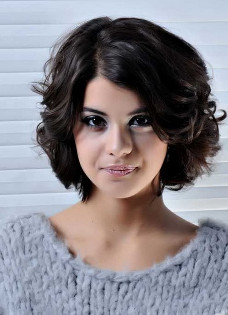 short-haircut-for-wavy-hair-74_13 Short haircut for wavy hair