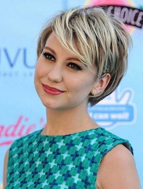 short-hairstyles-for-a-round-face-32_5 Short hairstyles for a round face