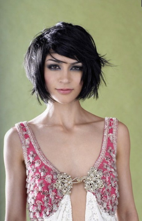 short-thick-hairstyles-for-women-74_9 Short thick hairstyles for women