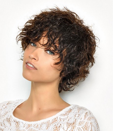 short-hairstyles-for-curly-hair-2017-32_2 Short hairstyles for curly hair 2017
