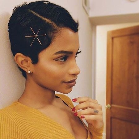 black-short-haircuts-for-women-2018-47_20 Black short haircuts for women 2018