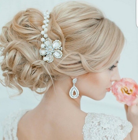 bridal-hairstyles-2018-92_8 Bridal hairstyles 2018