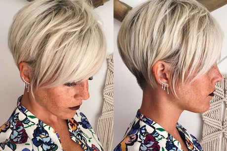latest-hairstyles-2018-short-hair-89_18 Latest hairstyles 2018 short hair