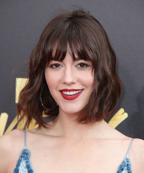 medium-hairstyles-with-bangs-2018-04_12 Medium hairstyles with bangs 2018