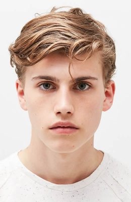 men-hairstyles-2018-medium-67_10 Men hairstyles 2018 medium