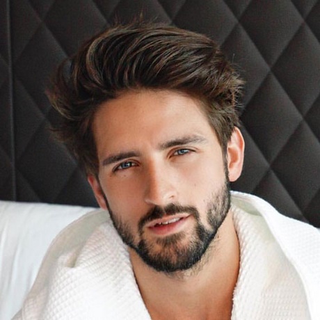 Medium Hair Styles With Beard