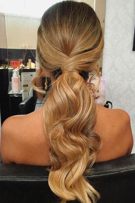 prom-hairstyles-2018-04_13 Prom hairstyles 2018