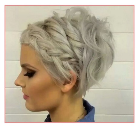 short-hairstyle-trend-2018-76_17 Short hairstyle trend 2018