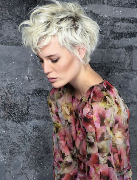 short-hairstyles-for-summer-2018-13_17 Short hairstyles for summer 2018