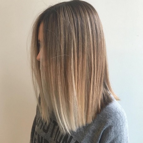 straight-hairstyles-2018-78_7 Straight hairstyles 2018