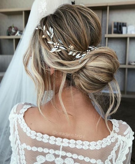 bridesmaids-hairstyles-2021-99_15 Bridesmaids hairstyles 2021