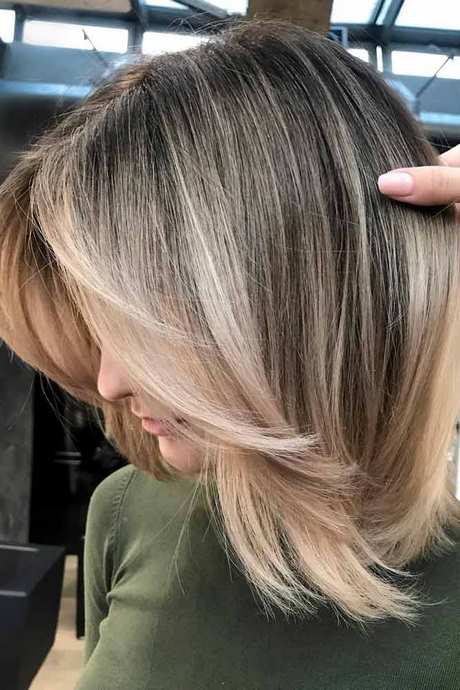 layered-medium-length-haircuts-2021-03_15 Layered medium length haircuts 2021