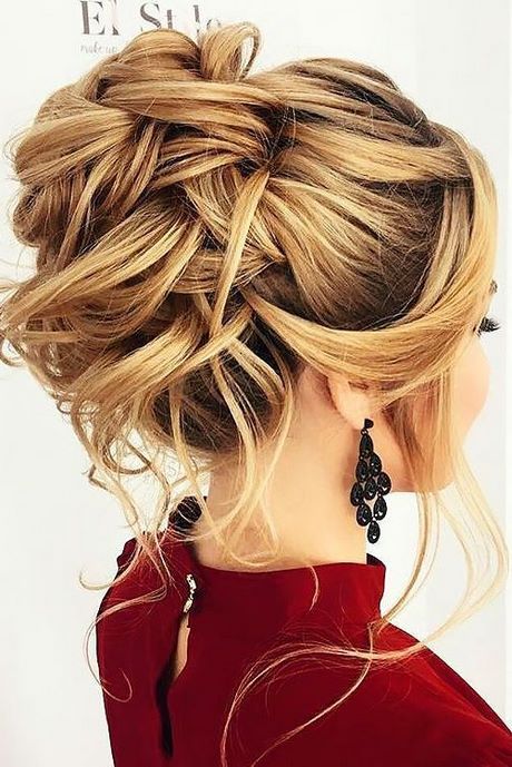 prom-updo-hairstyles-2021-17_2 Prom updo hairstyles 2021