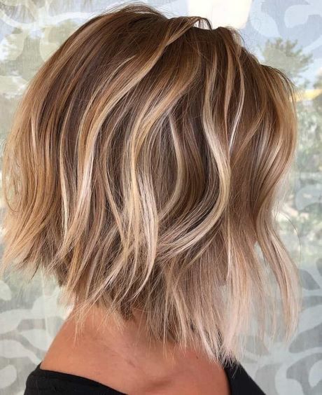 short-blonde-hairstyles-2021-48_17 Short blonde hairstyles 2021