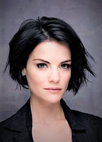 short-hairstyles-for-black-hair-2021-93_17 Short hairstyles for black hair 2021