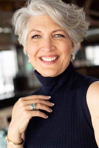 short-hairstyles-for-women-over-50-for-2021-37_9 Short hairstyles for women over 50 for 2021