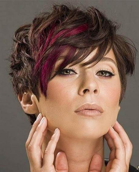 stylish-short-haircuts-for-women-2021-95 Stylish short haircuts for women 2021