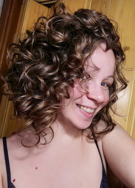 very-short-curly-hairstyles-2021-00_17 Very short curly hairstyles 2021