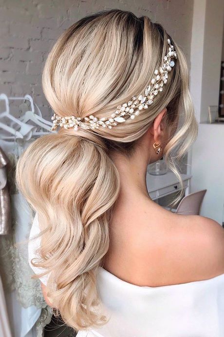 wedding-hairstyles-for-2021-45_17 Wedding hairstyles for 2021