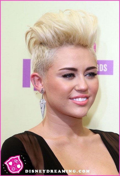 miley-cyrus-pixie-cut-42_14 Miley cyrus pixie cut