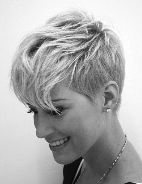 photos-of-pixie-cut-hairstyles-19_18 Photos of pixie cut hairstyles
