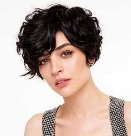 pixie-cut-hairstyles-for-curly-hair-04_15 Pixie cut hairstyles for curly hair