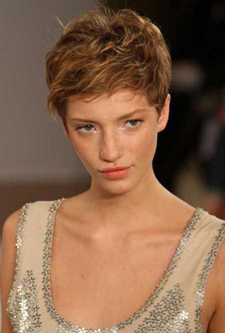 pixie-hairstyles-for-wavy-hair-23_16 Pixie hairstyles for wavy hair