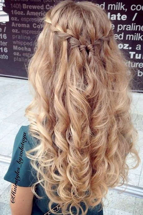 graduation-hairstyles-2019-26_2 Graduation hairstyles 2019