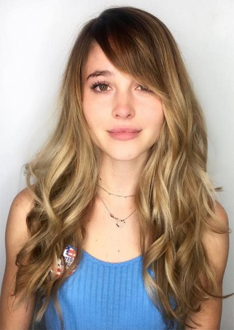 hairstyles-for-long-hair-with-fringe-2019-75_9 Hairstyles for long hair with fringe 2019