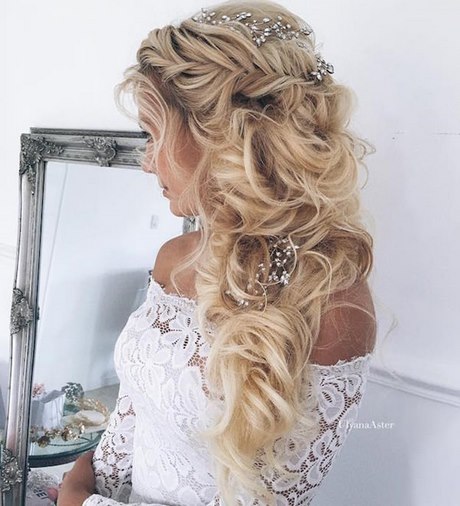 homecoming-hair-2019-68_10 Homecoming hair 2019