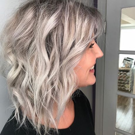 layered-haircuts-for-medium-hair-2019-22_7 Layered haircuts for medium hair 2019