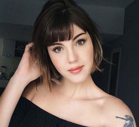 long-bang-hairstyles-2019-65_18 Long bang hairstyles 2019