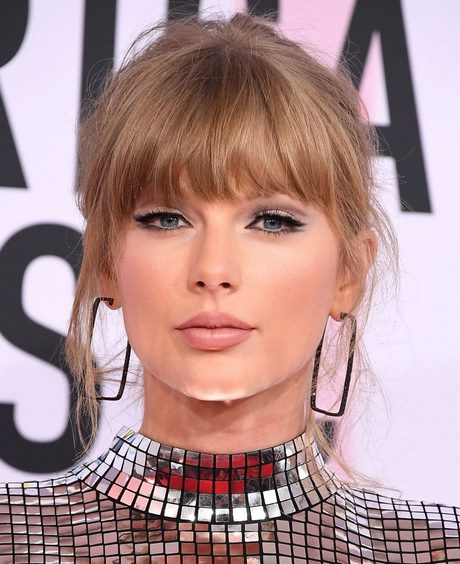 long-bang-hairstyles-2019-65_6 Long bang hairstyles 2019